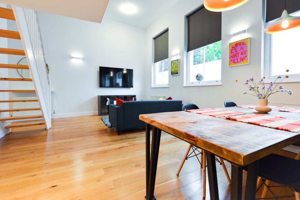 Spacious West Hampstead Apartment With Mezzanine Bedroom By Concept Apartments Londyn Zewnętrze zdjęcie