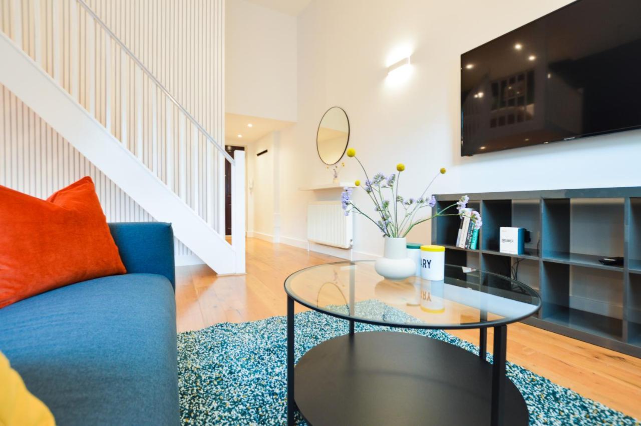 Spacious West Hampstead Apartment With Mezzanine Bedroom By Concept Apartments Londyn Zewnętrze zdjęcie